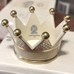 Herend porcelain crown